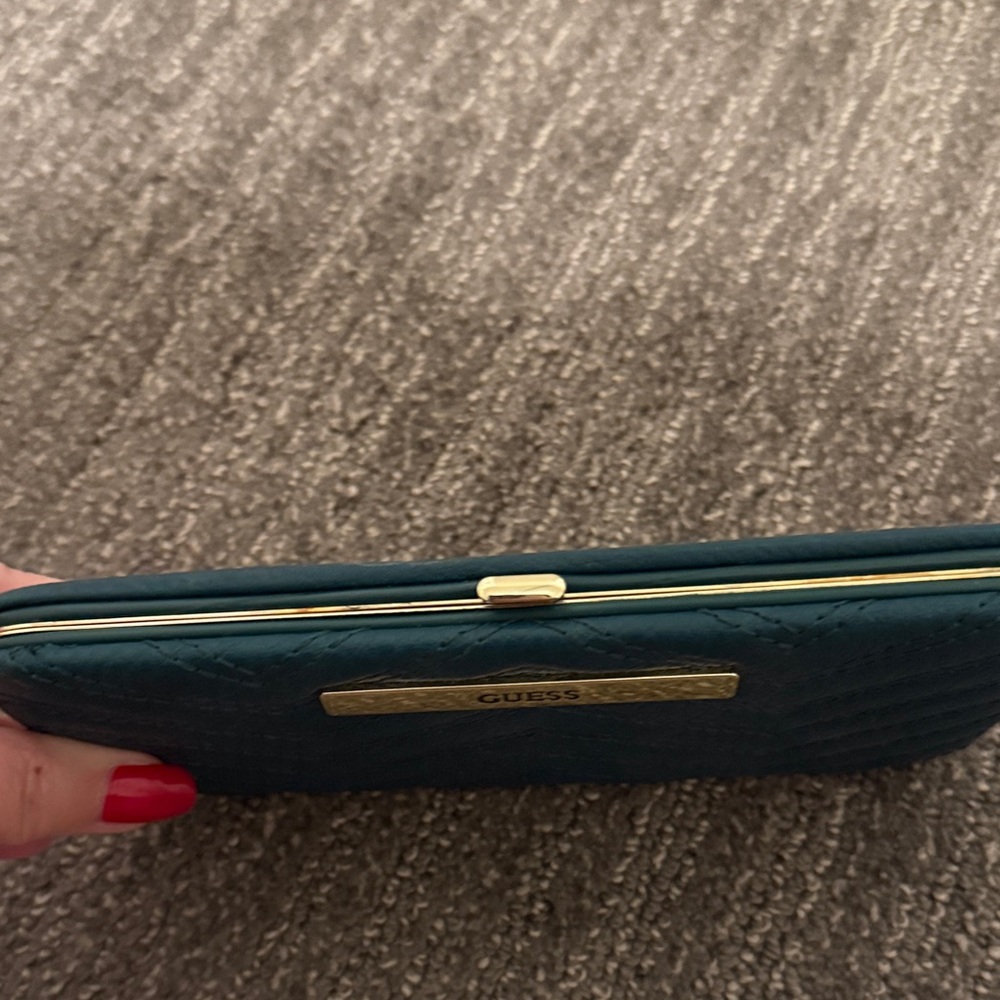 Guess Dark Green/Teal Quilted Wallet with Gold Detail - Picture 2 of 7